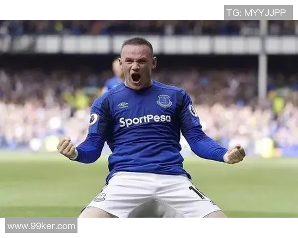 登克尔克与斯普利特海杜克的精彩对决揭示足球战术与团队精神的较量